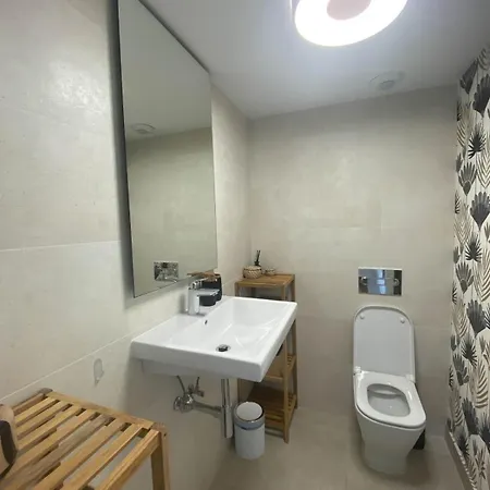 Eden Deluxe, Jacuzzi & Sea Appartement