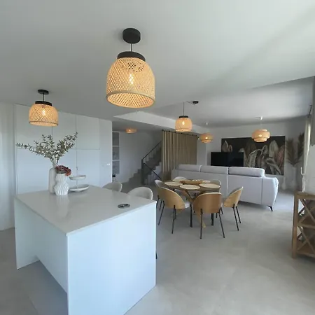 Appartement Eden Deluxe, Jacuzzi & Sea